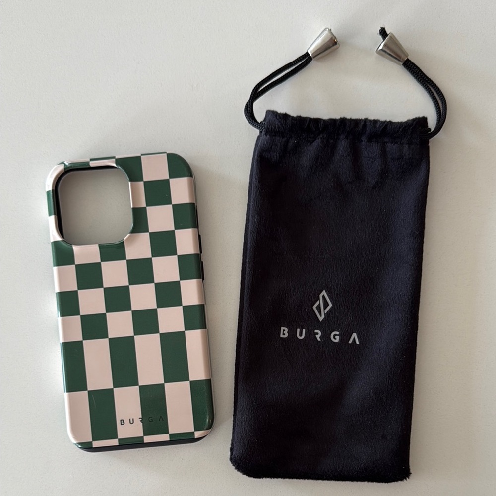 iPhone 13 Pro - Burga Green and White Checkered Phone Case